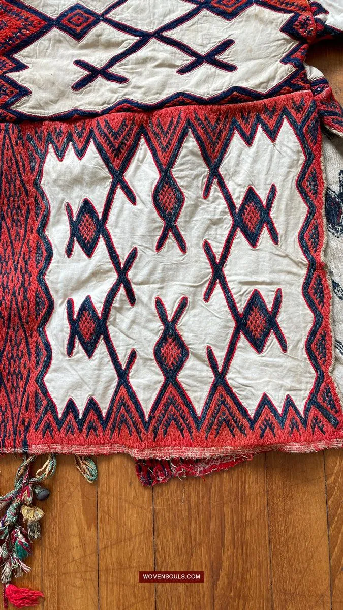 1752 Cape of the Miao People Weining, Ethnic Minority China