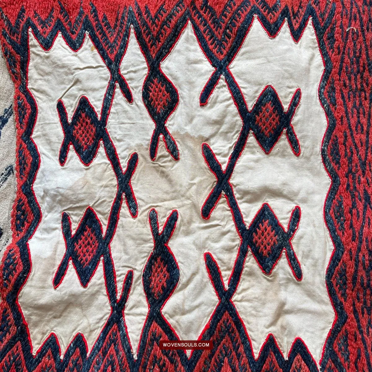 1752 Cape of the Miao People Weining, Ethnic Minority China