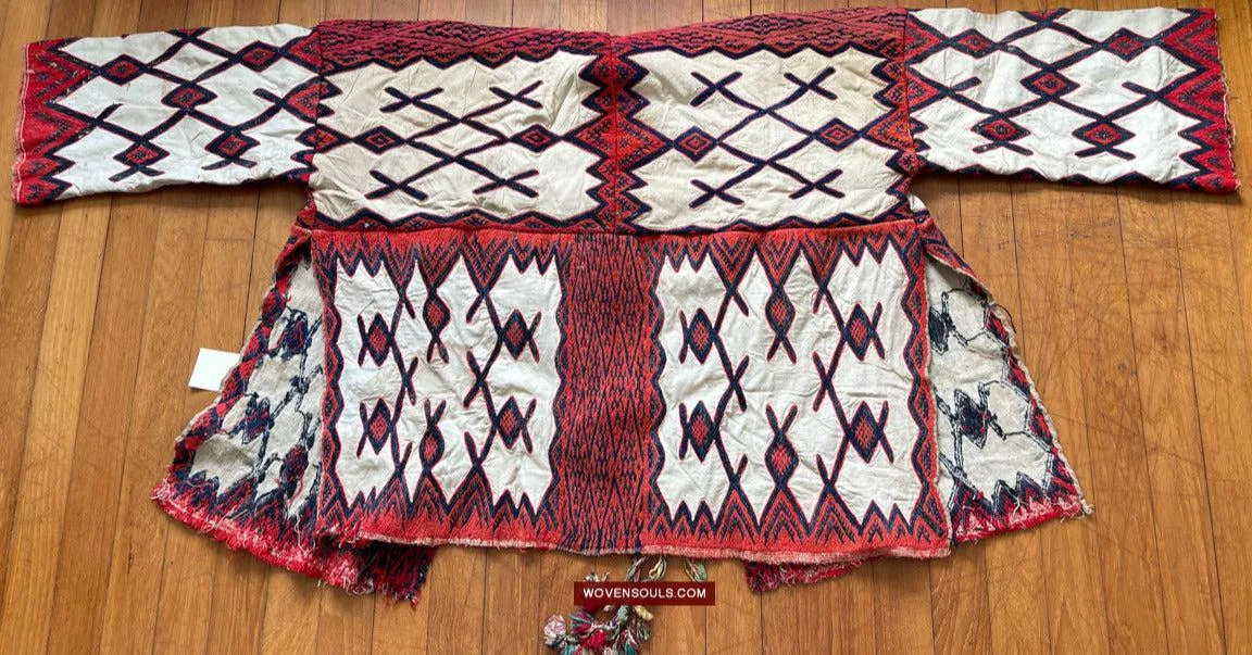 1752 Cape of the Miao People Weining, Ethnic Minority China