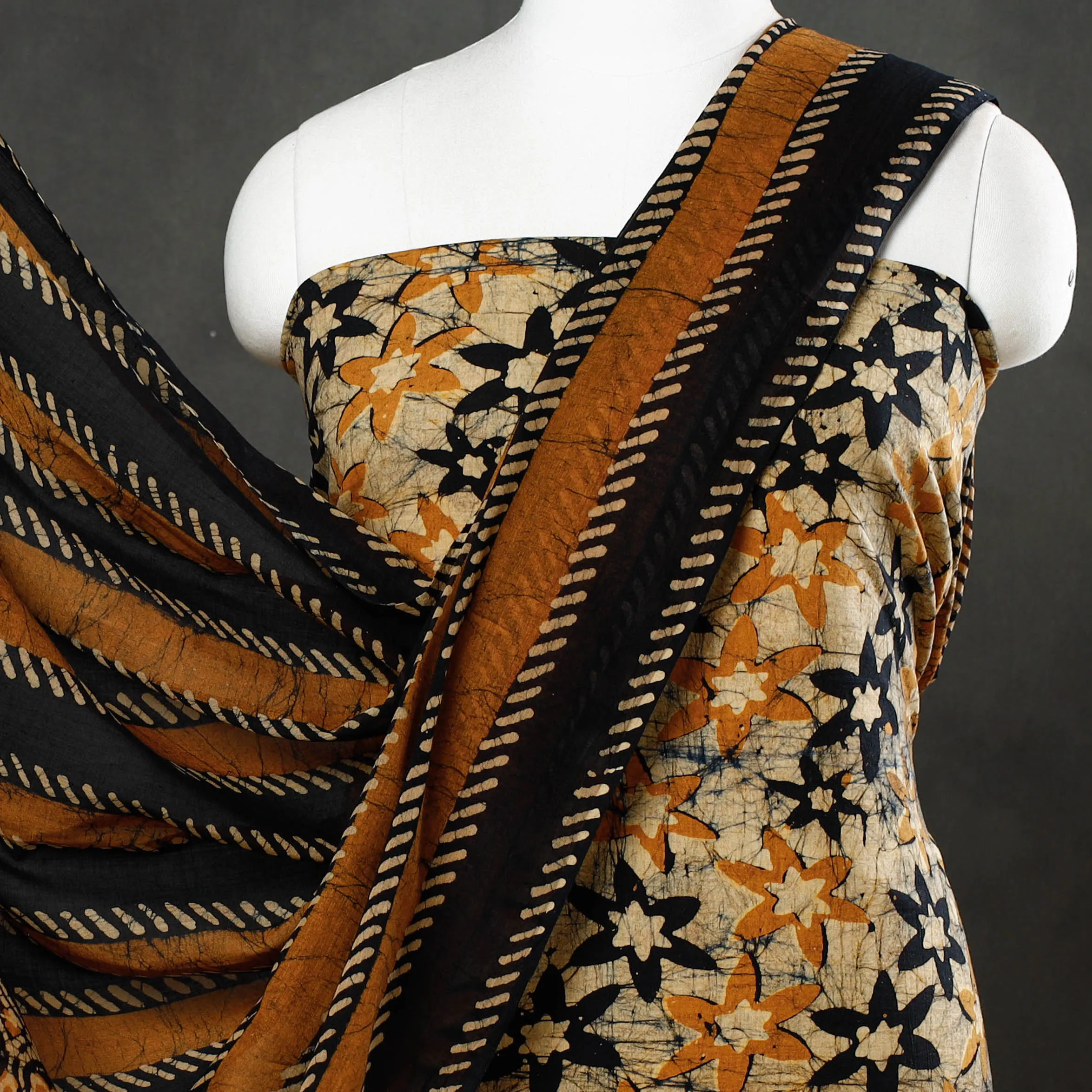 Beige - 3pc Kutch Cotton Batik Print Dress Material 01