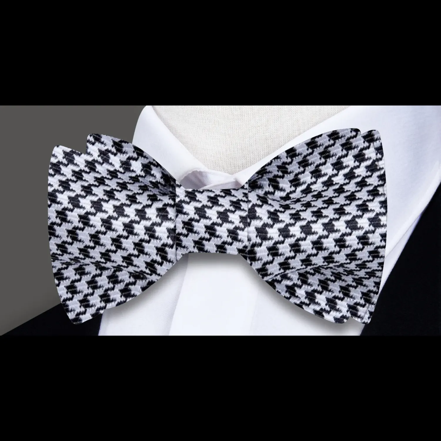 Bull Run Bow Tie