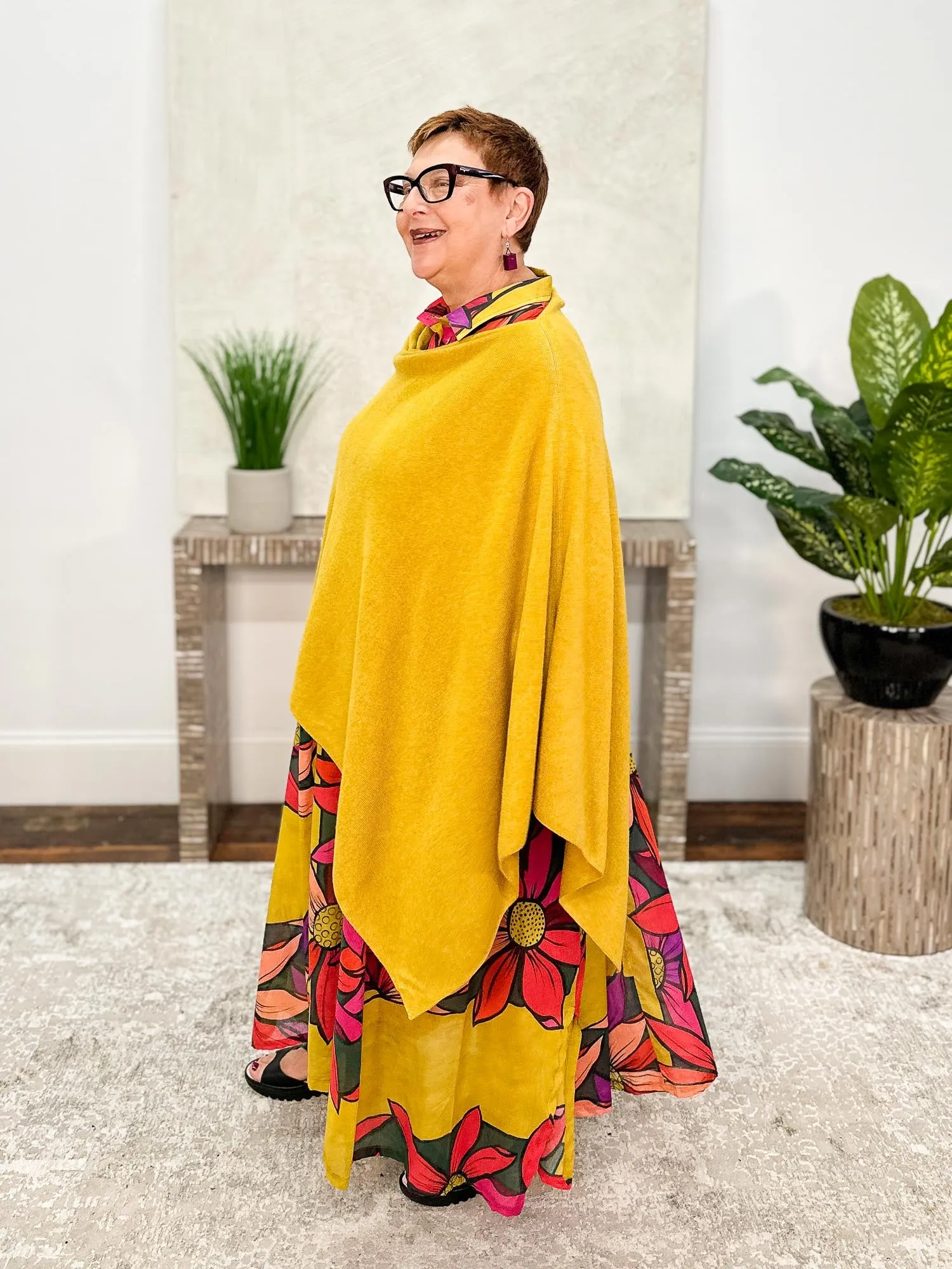 Cashmere Poncho Topper, Lotta Yellow