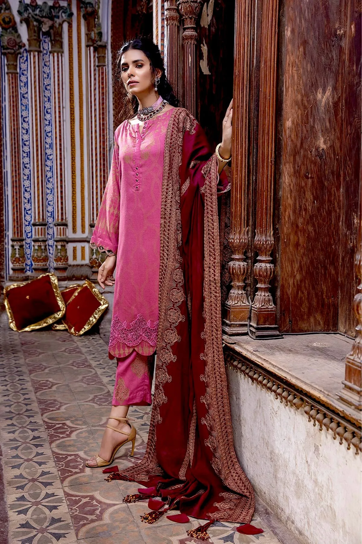 Charizma Signature · Embroidered Leather Jacquard with Shawl – CLJ-17