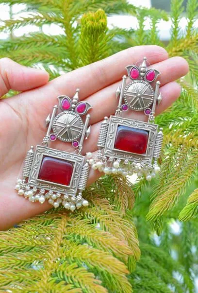 Pearlfect Antique Pure Brass Craftsmanship with Pearls