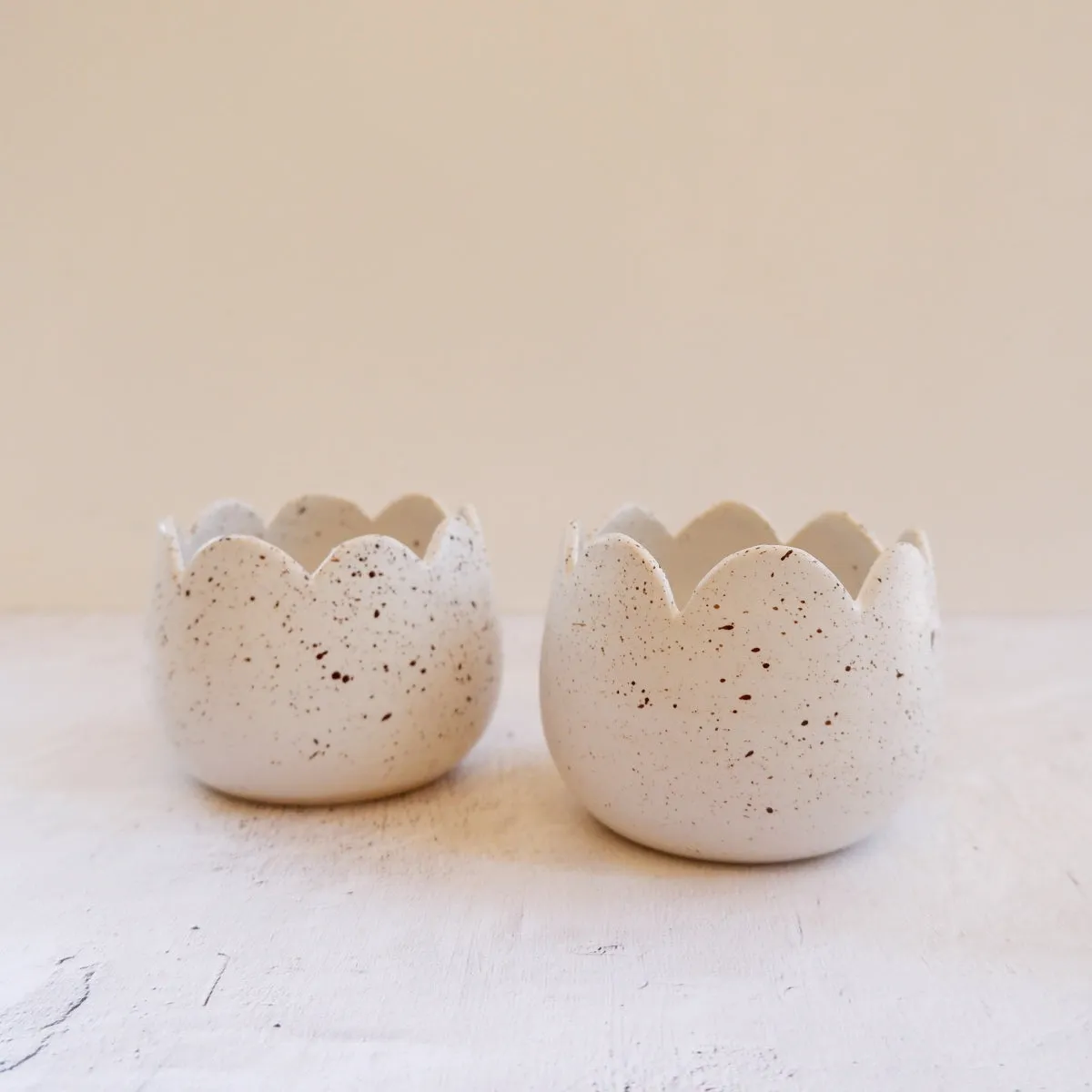 Scalloped Bowl - Speckled