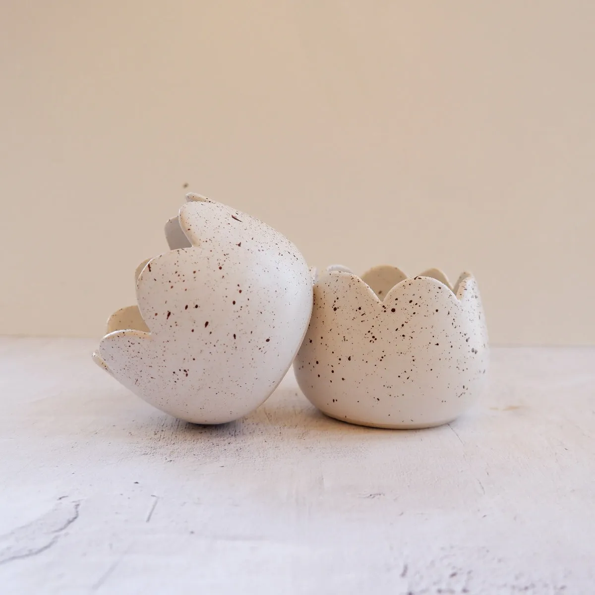 Scalloped Bowl - Speckled