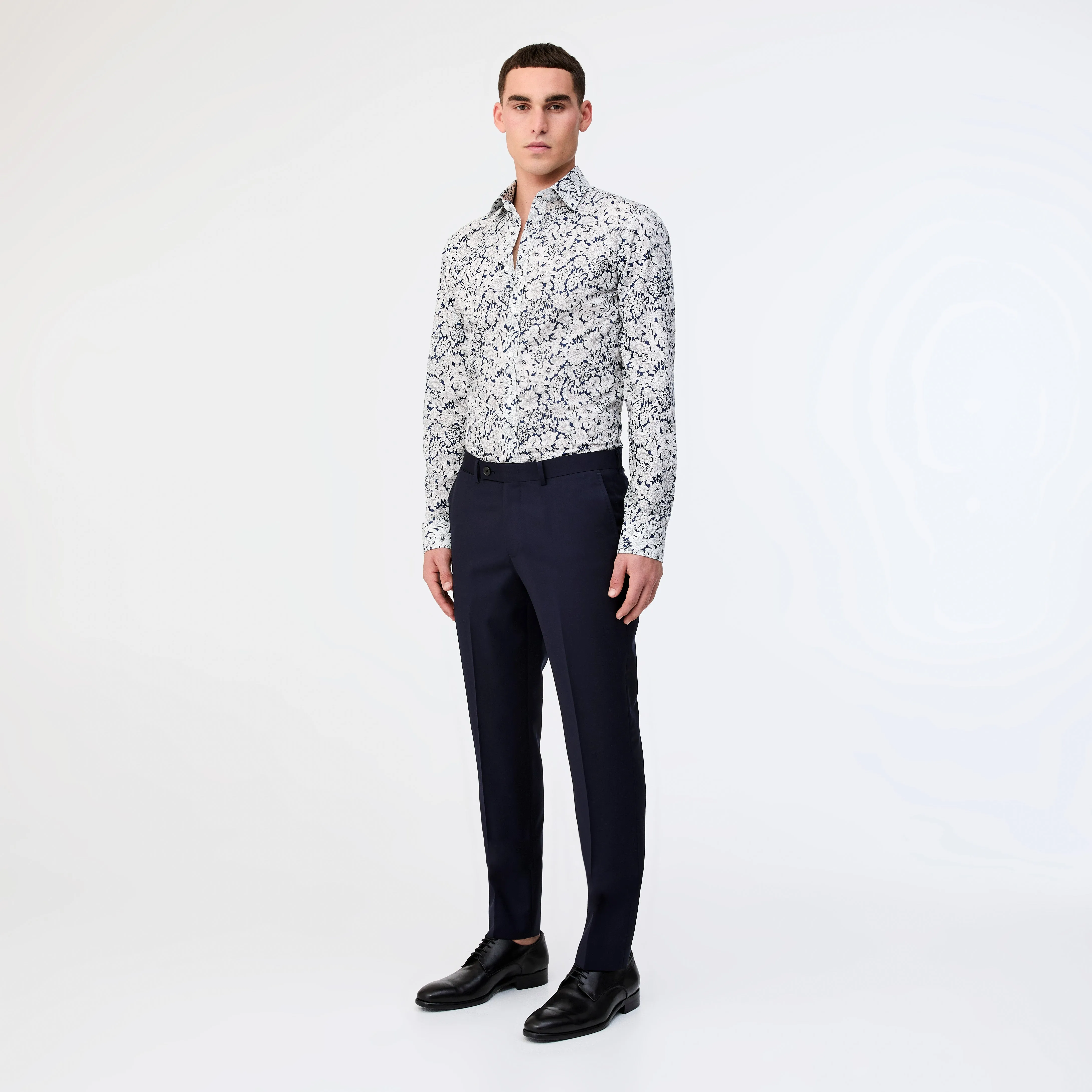 Tailored Fit Sketched Garden Printed Shirt Navy Combo