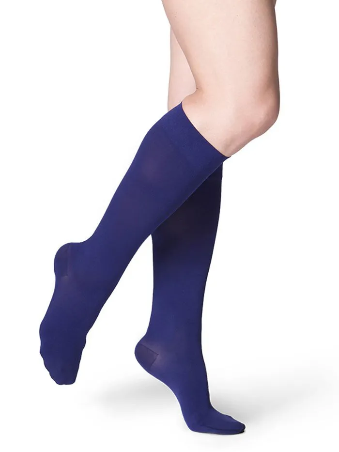 Womens Soft Opaque Knee High 20-30mmHg