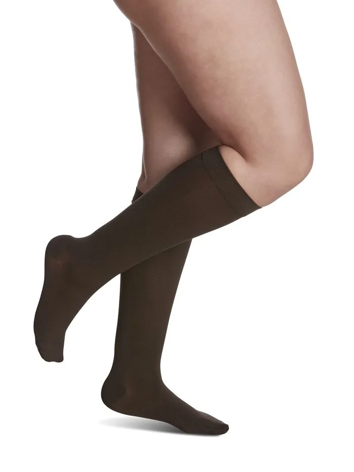 Womens Soft Opaque Knee High 20-30mmHg
